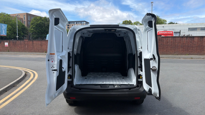 Ford Transit Courier Diesel 1.5 EcoBlue Trend Van - Image 3